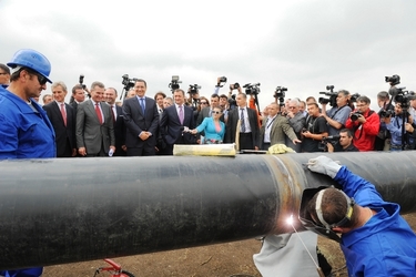 Relansarea podului gazier de peste Prut. Transgaz a scos la licitație capacități de export gaze către Republica Moldova