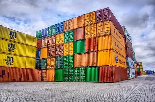 Deficitul balanței comerciale a României a crescut 