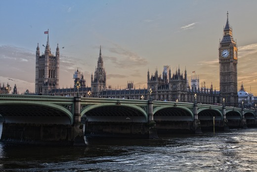 Economia din Marea Britanie a crescut neașteptat