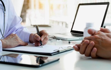 Multe persoane dintre cele care se prezintă la un interviu pentru un loc de muncă mărturisesc că nu sunt în totalitate sincere 