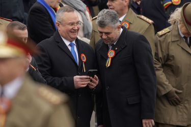 Avertisment de la Londra: Deficit bugetar de peste 7% în România. Anul viitor vine creșterea TVA și a altor taxe, economia va frâna brusc. Din 2026 se pregătește taxarea progresivă