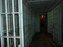 Firmele din România încep tot mai mult să lucreze cu deținuți. LISTA companiilor care au mers spre penitenciare