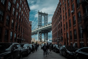 Economia americană a creat locuri de muncă peste așteptări