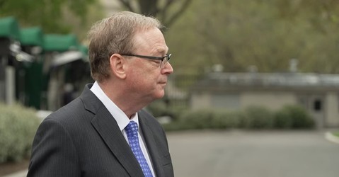 Consilierul lui Trump Kevin Hassett susține că ”recesiunea este exclusă” și anunță ”oferte uimitoare” de acorduri comerciale