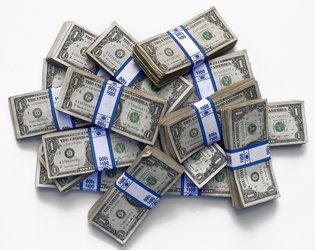 Cheltuielile militare la nivel mondial au înregistrat o creștere record. Statele Unite, China și Rusia conduc topul