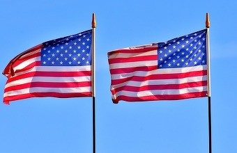 Trump dă vina pe Biden pentru scăderea PIB. Piețele trec pe roșu
