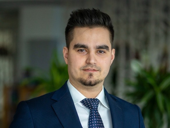 ING Bank: Cât se mai depreciază leul și când vor putea scădea dobânzile. Pentru PIB: stagnare sau chiar contracție ușoară posibilă. Și estimările revizuite de creștere sunt prea optimiste acum 