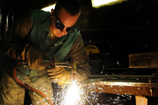 Cifra de afaceri din industrie pe total a crescut