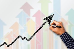 Peste jumătate dintre managerii din comerț și construcții estimează creșteri de prețuri