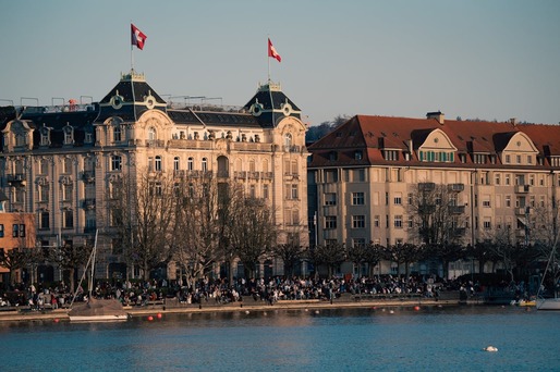 Firmele elvețiene sunt în alertă maximă, pe măsură ce se apropie termenul-limită pentru noile tarife americane