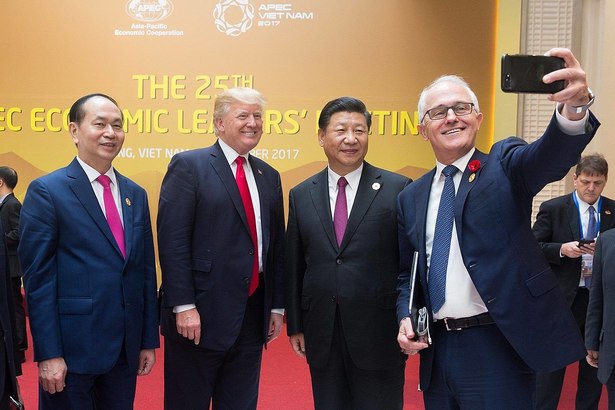 Drepturi vamale: Beijingul acuză Washingtonul de „dublă măsură, dublu standard”