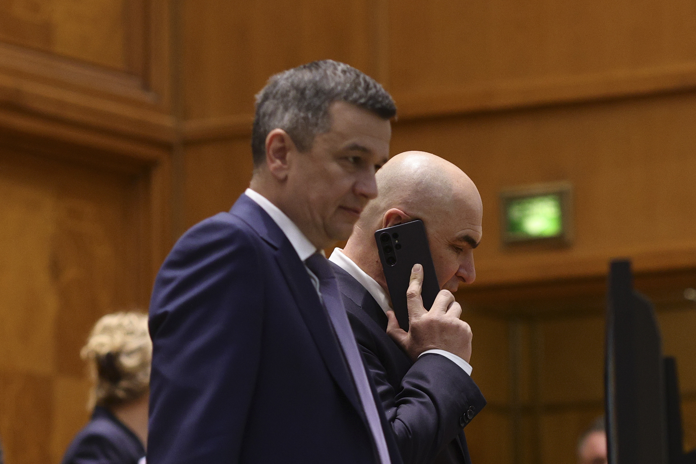 Criză economică în România - Sorin Grindeanu: Să guvernezi cu trei trimestre consecutive de scădere economică, marea reformă a lui Bolojan