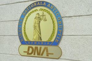 Mită pentru farmacii la vârful Ministerului Sănătății