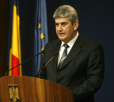 Oprea anunță Parlamentul că a demisionat de la Interne și din postul de vicepremier