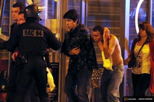 Gruparea Stat Islamic revendică atentatele din Paris. Hollande: Franța va fi nemiloasă