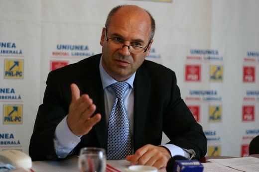 Omul de afaceri ieșean Maricel Popa a fost demis din funcția de secretar de stat la Ministerul Economiei