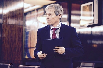 Guvernul confirmă: Cioloș pleacă la Berlin, pentru a discuta cu Merkel