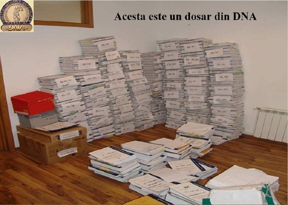 FOTO DNA prezintă în imagini cum arată în lucru un dosar de corupție