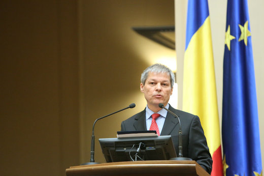 Cioloș: Știm că există așteptări pentru salarii și pensii, dar trebuie așezate la un nivel rezonabil