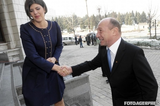 Băsescu a fost chemat la Parchet, pentru a-i fi prezentate acuzațiile în dosarul de spălare de bani