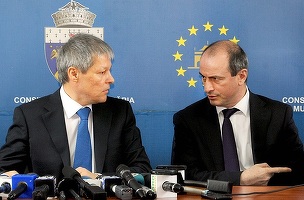 Irimescu își destăinuie of-ul în fața studenților: O secretară de la Comisia Europeană are un salariu de 3.000 de euro, exact ca mine!