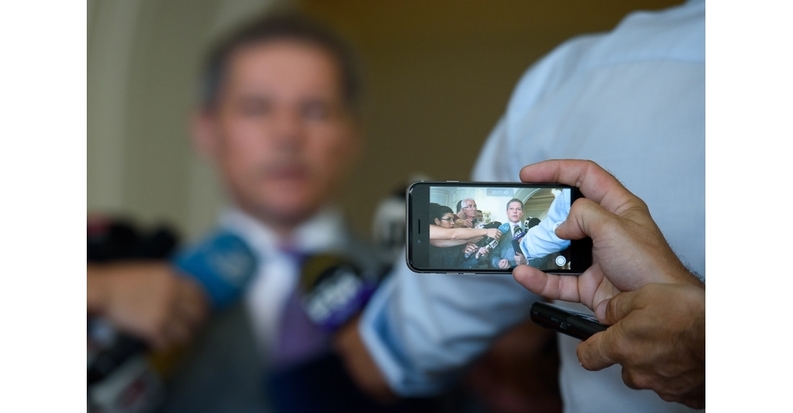 Cioloș, la câteva ore de încetarea mandatului: Nu plec din țară!