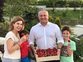 Aflat în Rusia, președintele Republicii Moldova pune la îndoială beneficiile integrării europene: de ce să ne grăbim să prindem un tren care pierde vagoane?
