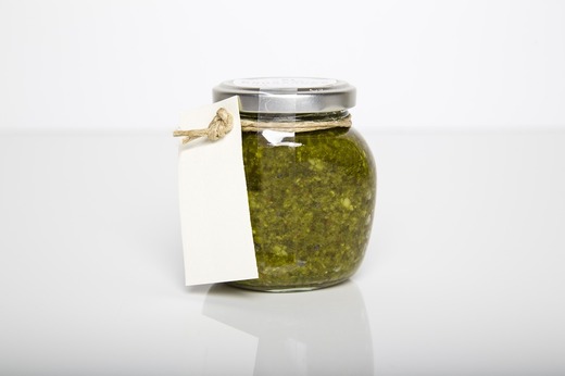 Ideea etichetării alimentelor în culori, în funcție de riscul pentru sănătate, revine ca proiect de lege. Produsele fabricate în România să afișeze tricolorul național