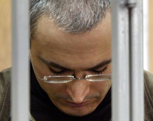 Percheziții la locuințele unor angajați ai lui Hodorkovski