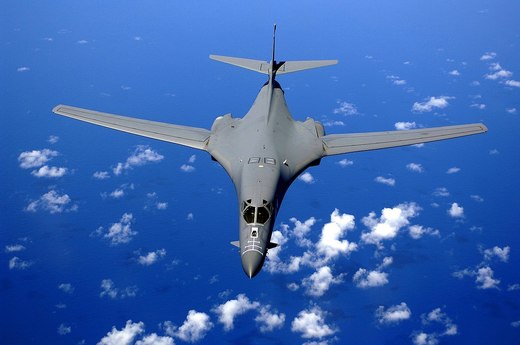 Două bombardiere americane au survolat Peninsula Coreeană, într-un exercițiu de noapte cu avioane japoneze și sud-coreene