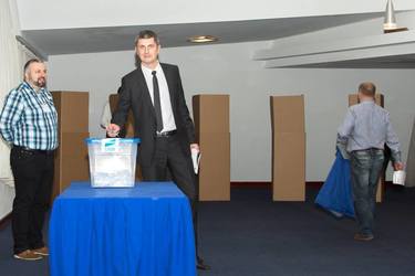 USR vrea scăderea pragului electoral la parlamentare, eliminarea lui la locale și europarlamentare, plus reducerea numărului de semnături necesare participării la toate tipurile de scrutin