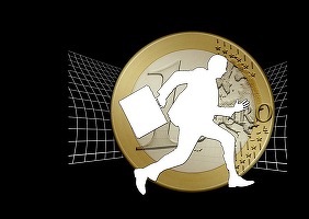 EXCLUSIV Planul de adoptare Euro: Comercianții care vor profita de introducerea euro pentru a urca prețurile vor fi prezentați într-o "campanie publică" NAME & SHAME