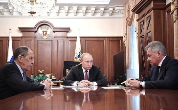 România, în disputa marilor puteri. Rusia acuză SUA că încălcă Tratatul Forțelor Nucleare Intermediare inclusiv prin instalarea scutului antirachetă de la Deveselu