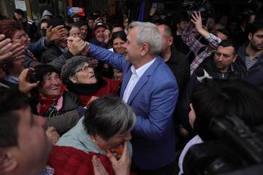 Dragnea se folosește "creativ" de o controversă din Opoziție: "Votați-i, dacă vreți să nu mai aveți case, terenuri, frigidere, aragaze"