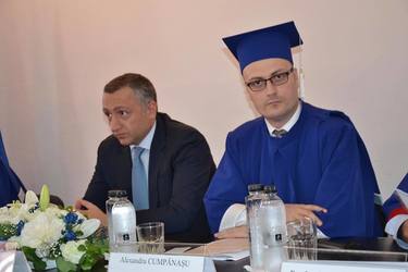 În ce afaceri este implicat "prezidențiabilul" Alexandru Cumpănașu