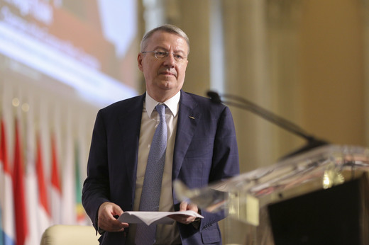 Ministrul delegat pentru afaceri europene, George Ciamba, acreditat ambasador al României în Grecia