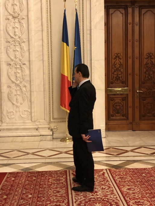 ULTIMA ORĂ GALERIE FOTO România are un nou Guvern. Ce a promis pentru putere