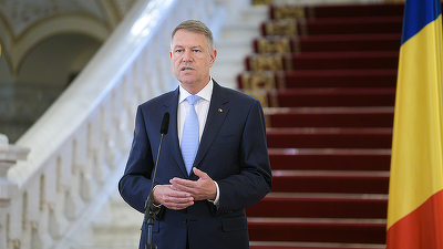 VIDEO Iohannis: Nimeni, nicăieri în lume nu a fost pregătit pentru a face față acestei pandemii. România are încă în față un val de epidemie. Solicit autorităților să nu slăbească vigilența/ Stați acasă de sărbători!