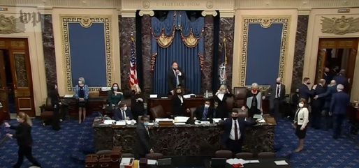 VIDEO Susținători ai lui Trump au pătruns în Capitoliu, la validarea lui Biden. Senatorii au fost evacuați din sală. Primarul a dispus stare de asediu