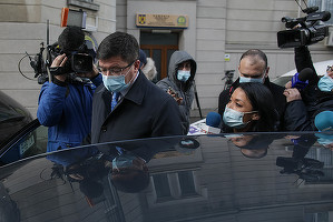 Fostul ministru al Mediului Costel Alexe, urmărit penal de DNA pentru luare de mită și instigare la delapidare în dosarul în care este suspectat că a primit mită 22 de tone de produse din tablă
