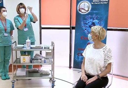 VIDEO Mai mulți membri ai Guvernului s-au vaccinat împotriva COVID-19