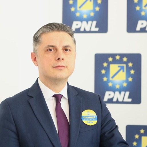 Deputatul Mugur Cozmanciuc, președintele PNL Neamț, trimis în judecată pentru trafic de influență