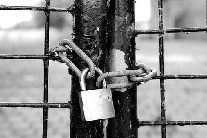 Cîțu se opune oricărui lockdown, după ce un secretar de stat a spus că două săptămâni de carantină națională ar face minuni. ”Era o discuție teoretică, nu o propunere”