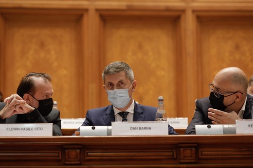 FOTO Miniștrii USR PLUS demisionează în bloc din Guvern