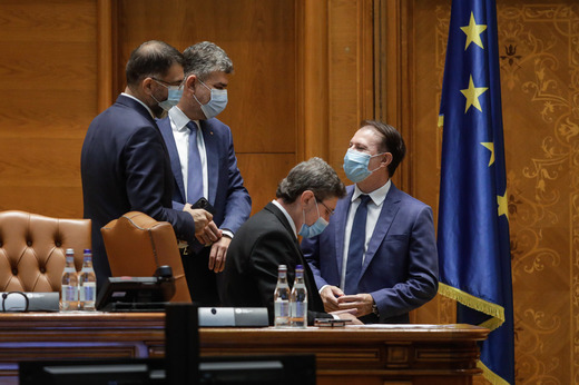 Coaliția de guvernare se reunește în ședință la Palatul Victoria. PNL și PSD nu se înțeleg pe măsurile ce vor fi luate în privința creșterii prețurilor