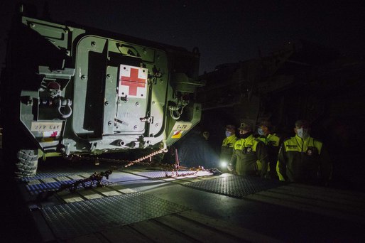 FOTO Primul convoi cu tehnică militară a SUA a intrat în România