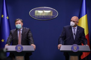 Rafila vrea să-i ia SMURD-ul lui Arafat
