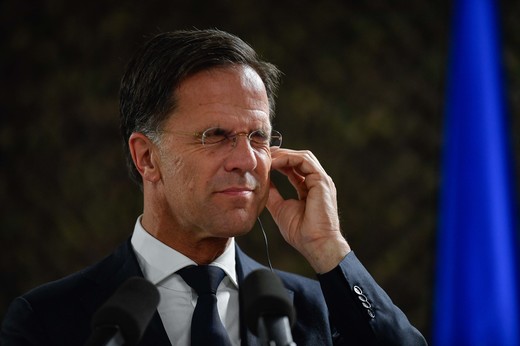 Guvernul Rutte, care se opune aderării României la Schengen, a dat zeci de derogări de la sancțiuni impuse Rusiei: Vapoare rusești au intrat în porturi, energie  de la foste companii Gazprom, tranzacții prin bănci deținute de ruși 