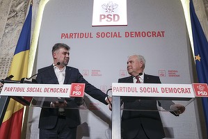 VIDEO Ciucă și Ciolacu au uitat să îl ia cu ei la fabrica de camioane pentru Armată pe noul ministru al Apărării