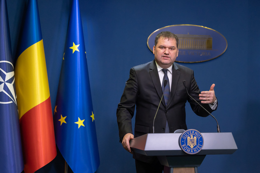 Guvernul începe programul pentru reducerea riscului seismic cu ”evaluarea vizuală rapidă” a clădirilor - de la anul. Autoritățile ignoră legile care obligă expertizarea școlilor și spitalelor în pericol până în 2024 